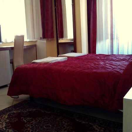 Hotel Conte Ruggero Serra San Bruno Bilik gambar