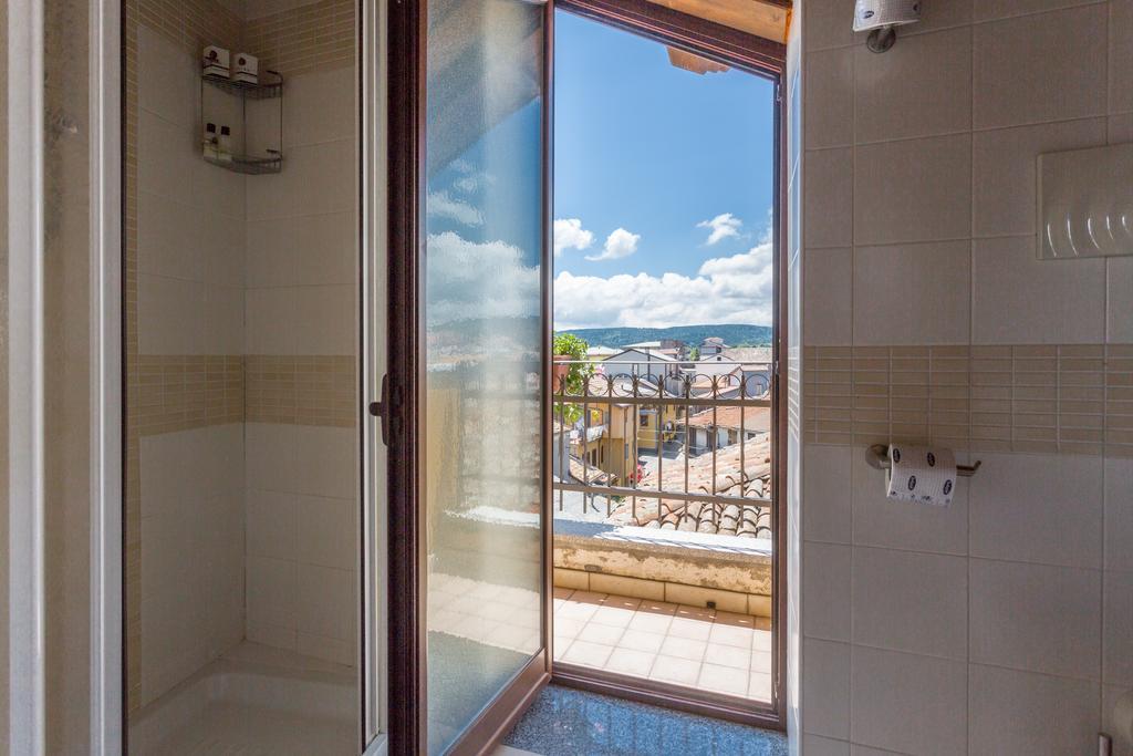 Hotel Conte Ruggero Serra San Bruno Luaran gambar