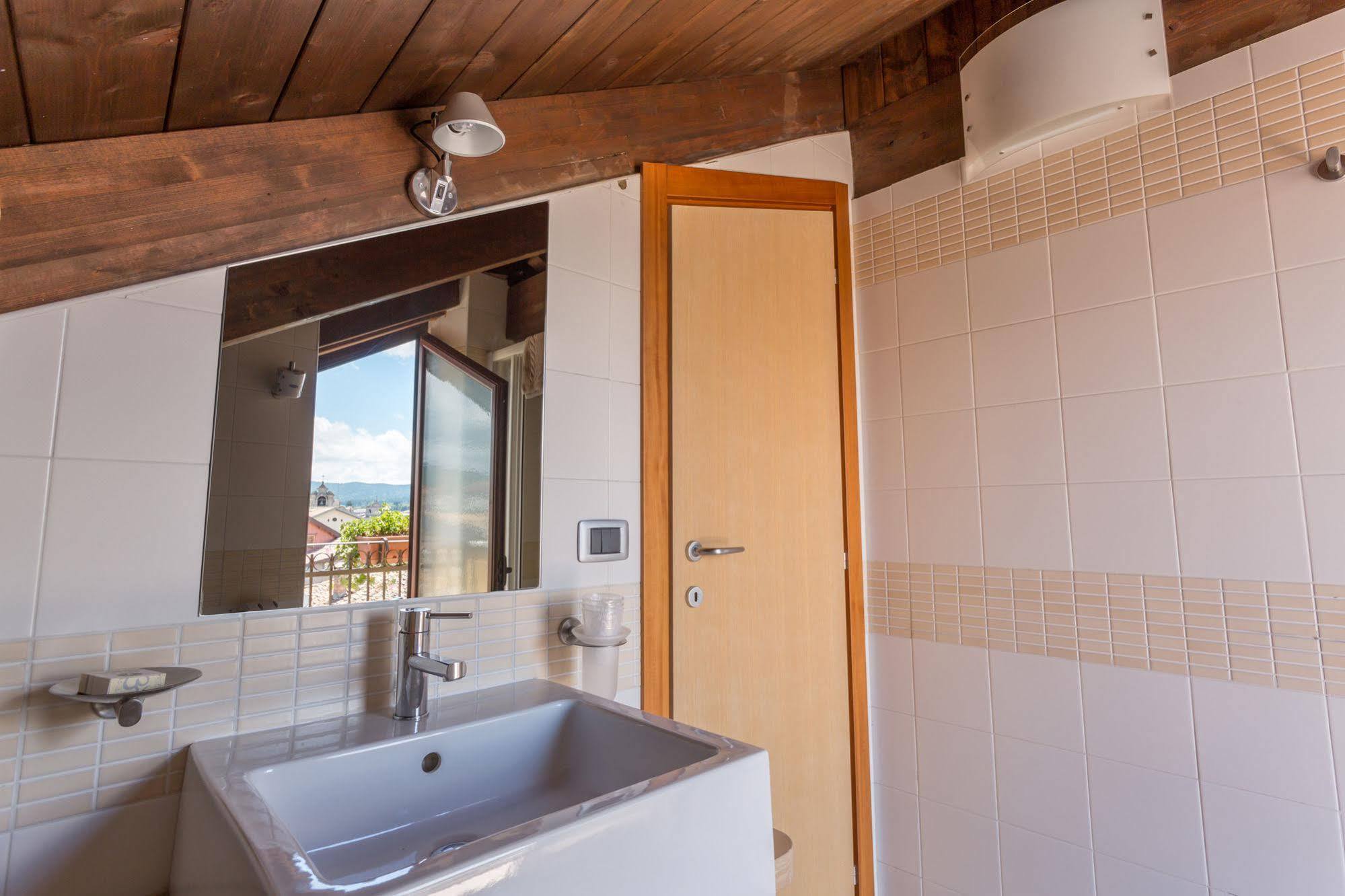 Hotel Conte Ruggero Serra San Bruno Luaran gambar
